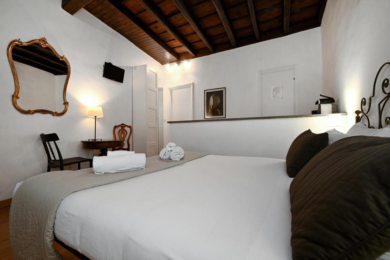 Sangallo Rooms - Residenze Romanae Екстер'єр фото