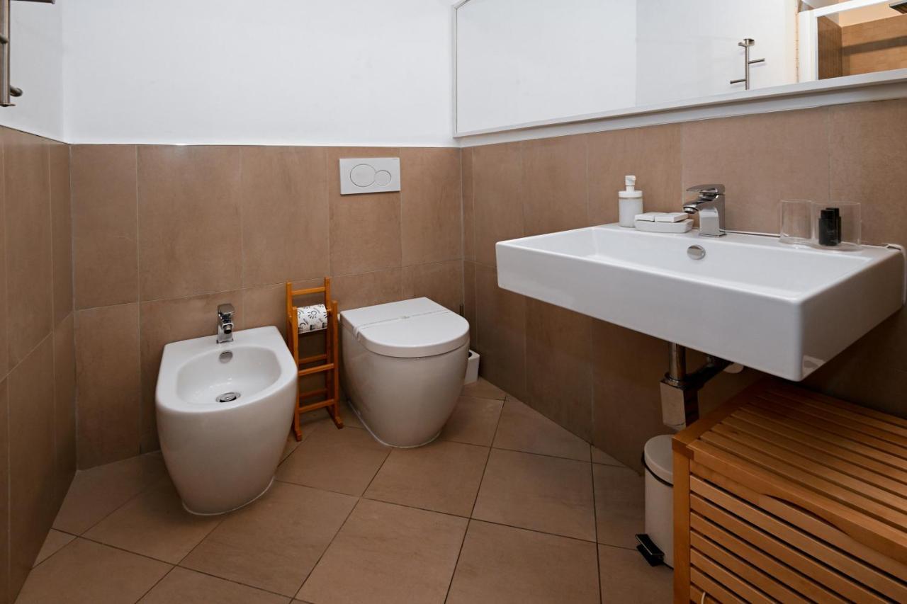 Sangallo Rooms - Residenze Romanae Екстер'єр фото