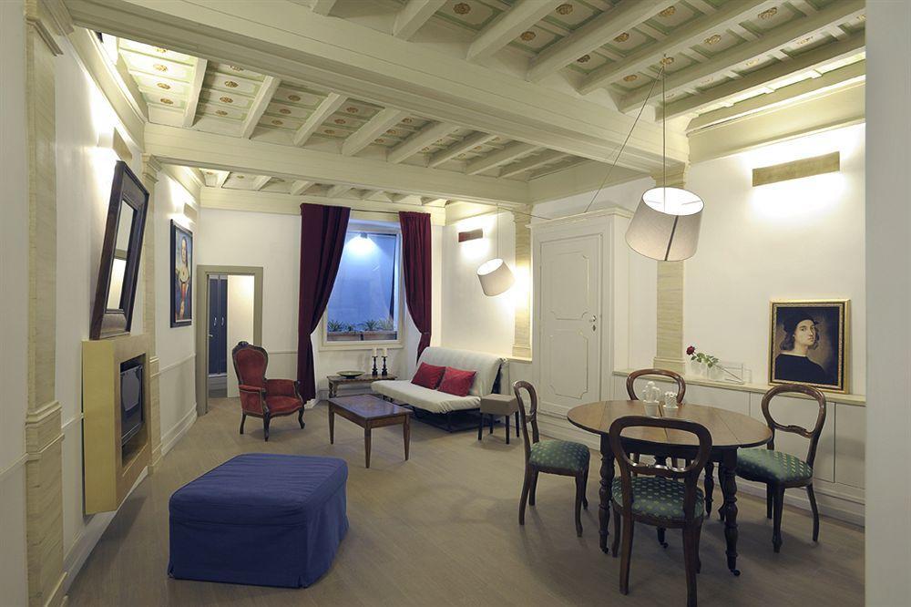 Sangallo Rooms - Residenze Romanae Екстер'єр фото