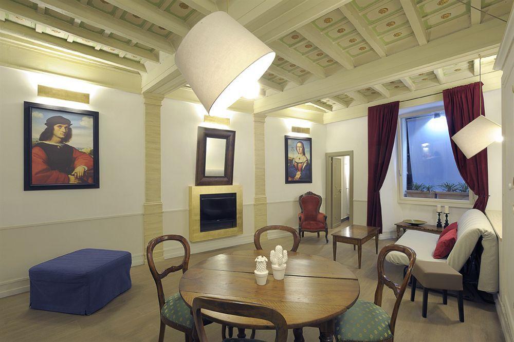 Sangallo Rooms - Residenze Romanae Екстер'єр фото