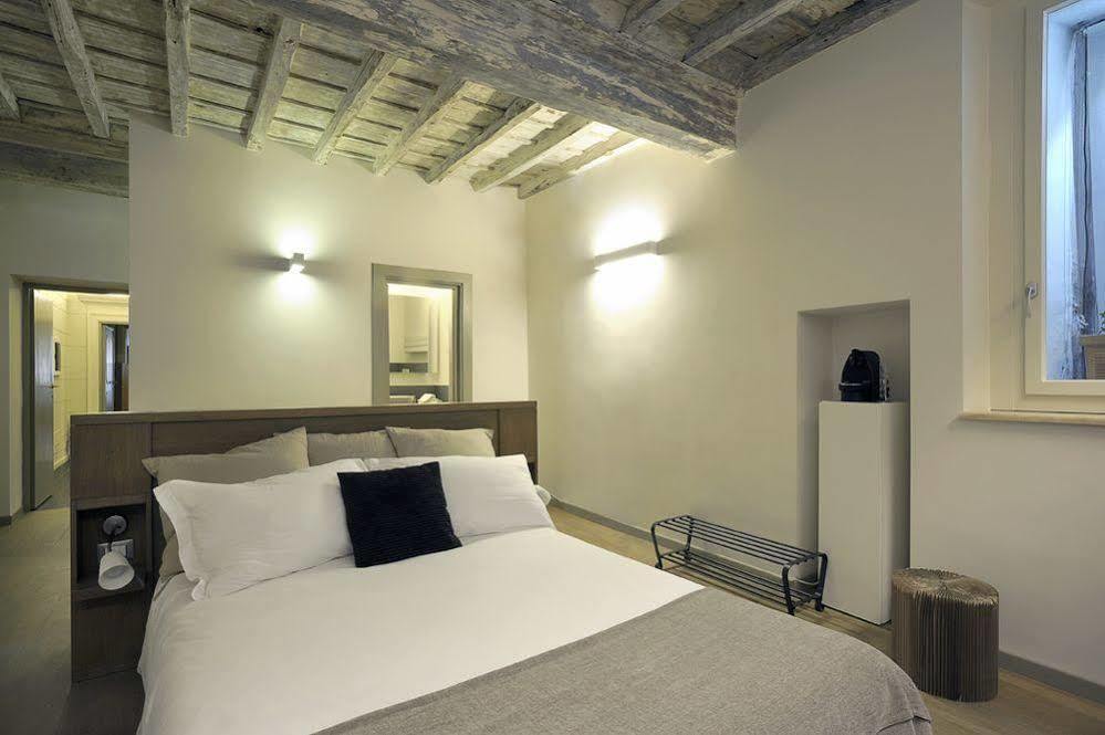 Sangallo Rooms - Residenze Romanae Екстер'єр фото